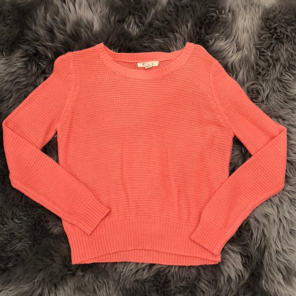 F21 Women’s Sweater